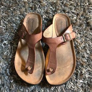 American eagle sandals